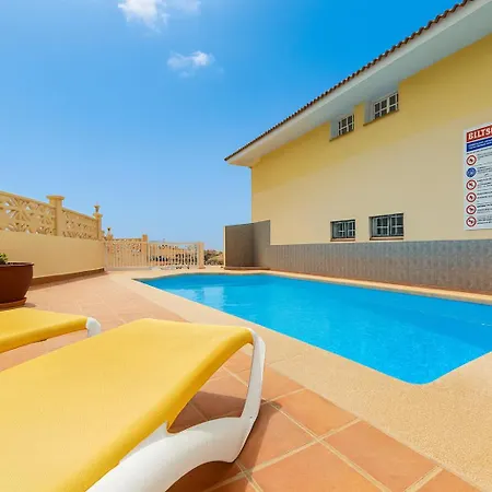 Be Four Playa La Arena * Puerto de Santiago (Tenerife)